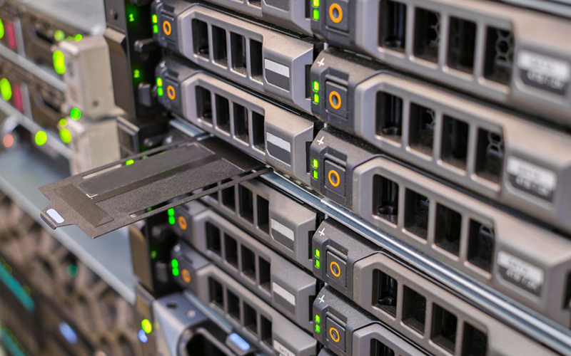 Server-&-Networking-Equipment1